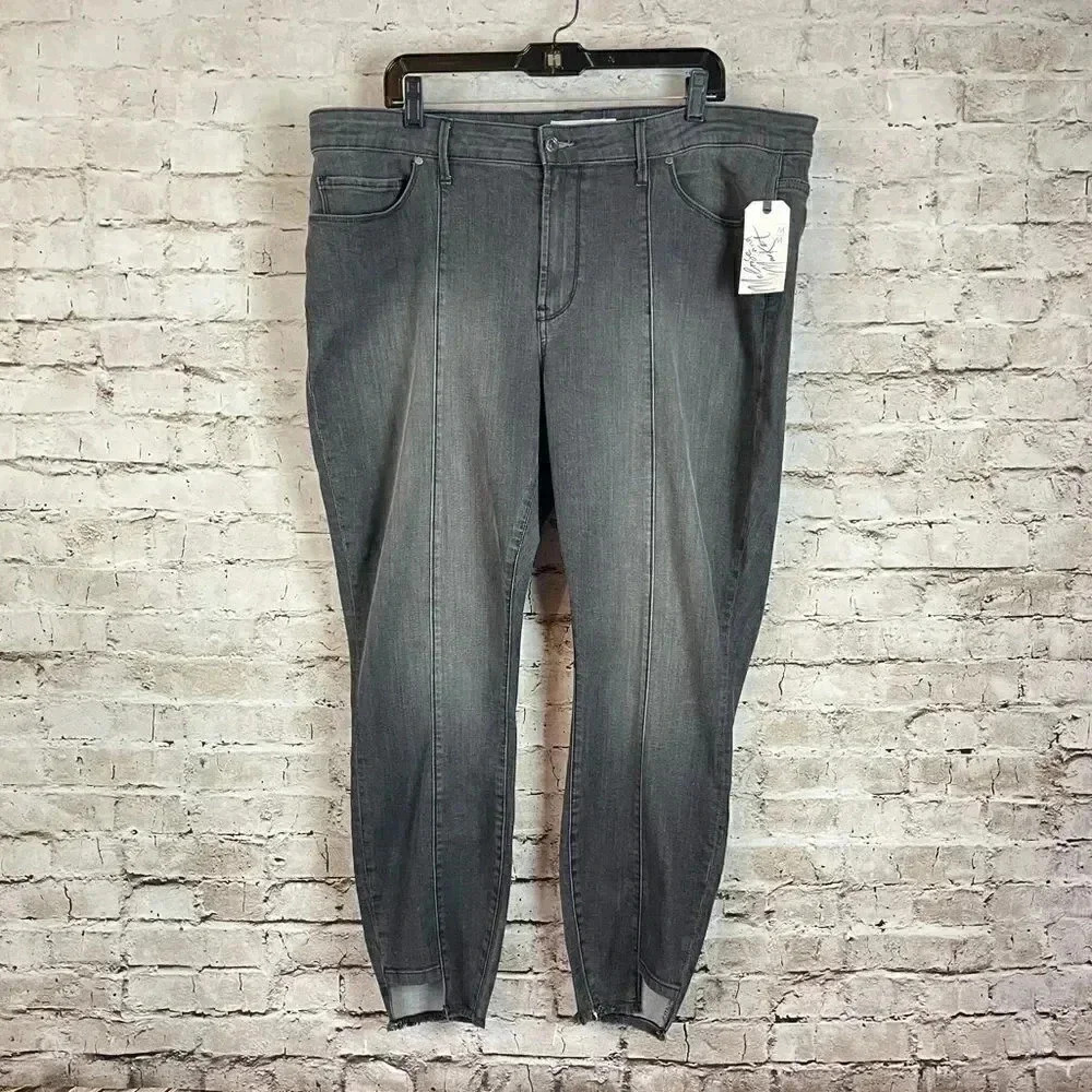 NWT Melrose and Market Frayed Step Hem Jeans 22W Charcoal Gray Black Front Seam - Picture 2 of 9